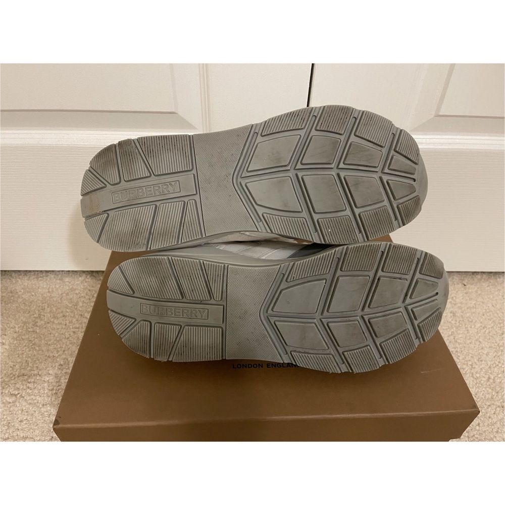 Burberry Vintage Check Velcro Strap Sneakers - Picture 11 of 15
